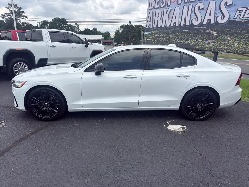 2024 Crystal White Metallic Volvo S60 Plus Black Edition AWD Sedan