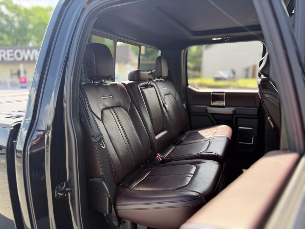 2017 Shadow Black Ford Super Duty F-250 SRW Platinum 4X4 Truck