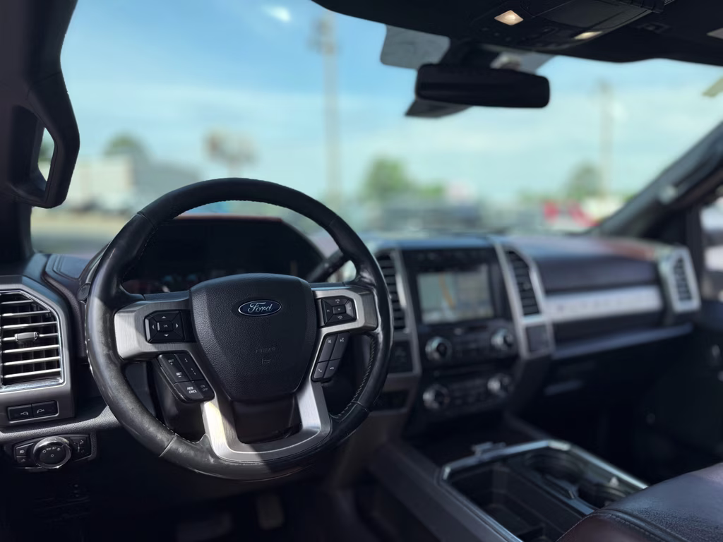 2017 Shadow Black Ford Super Duty F-250 SRW Platinum 4X4 Truck