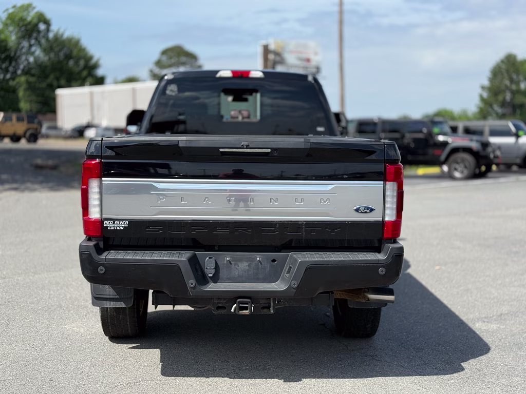 2017 Shadow Black Ford Super Duty F-250 SRW Platinum 4X4 Truck