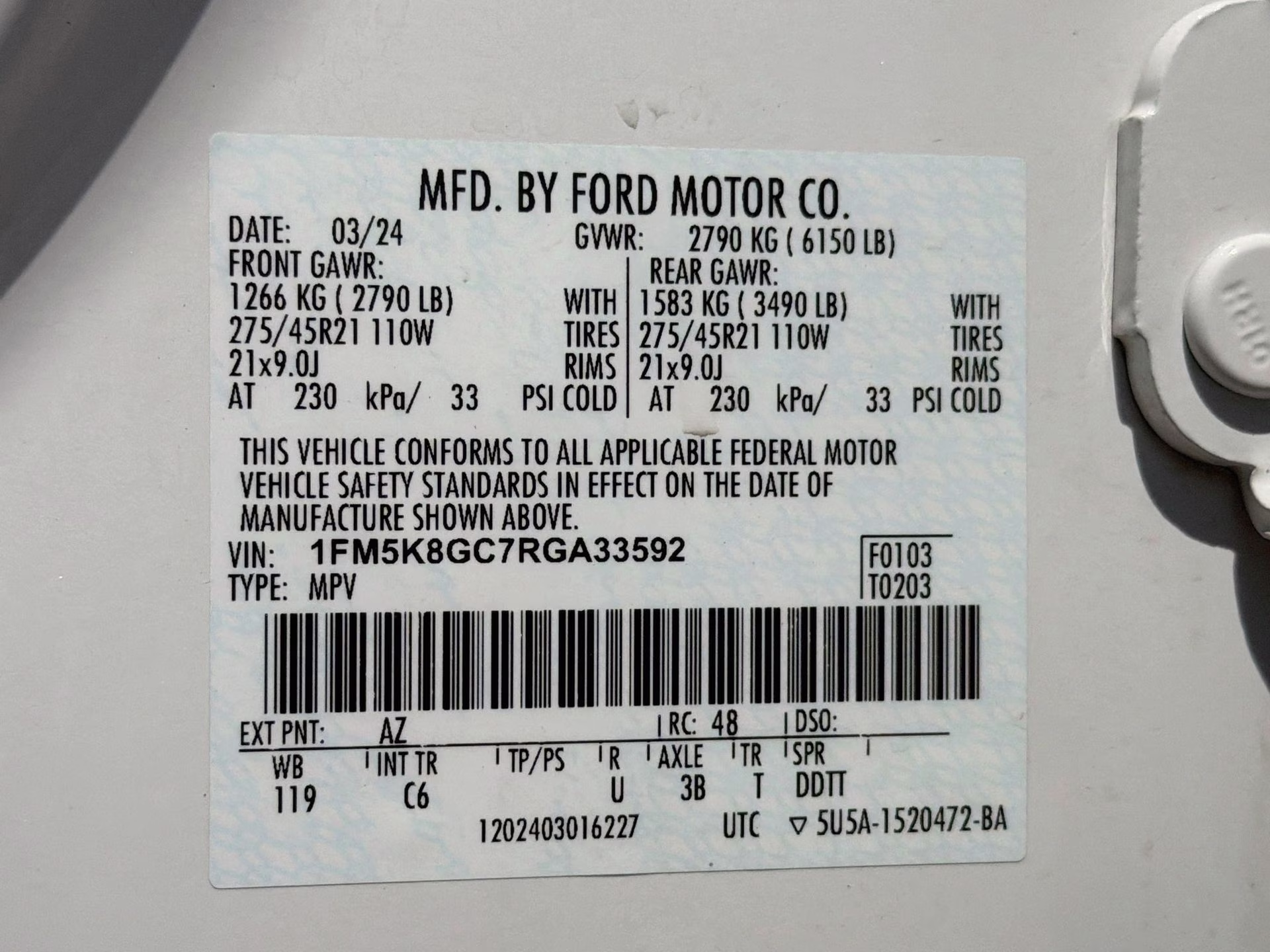 2024 Star White Metallic Tri-Coat Ford Explorer ST 4X4 SUV
