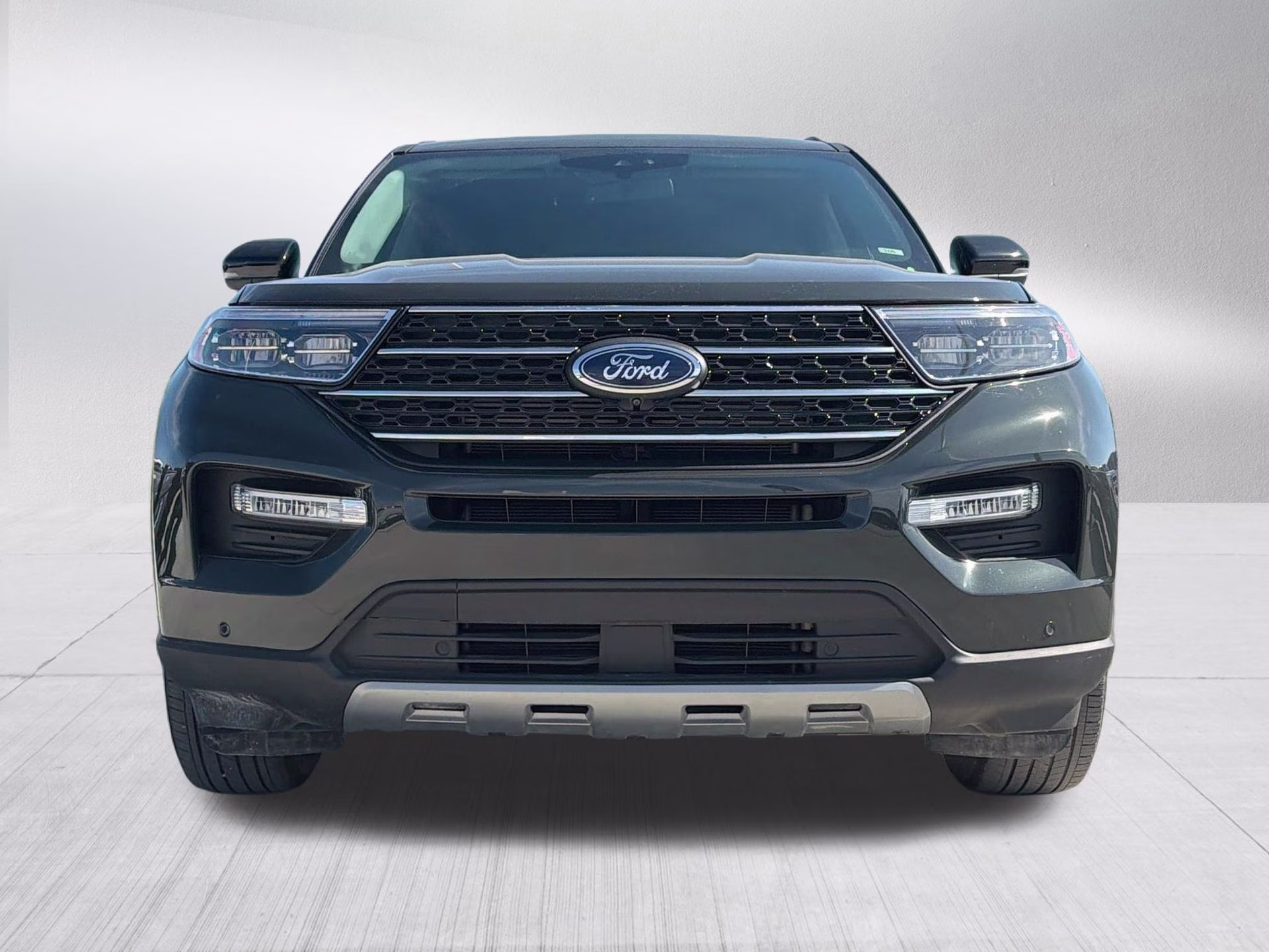 2024 Forged Green Metallic Ford Explorer XLT 4X4 SUV