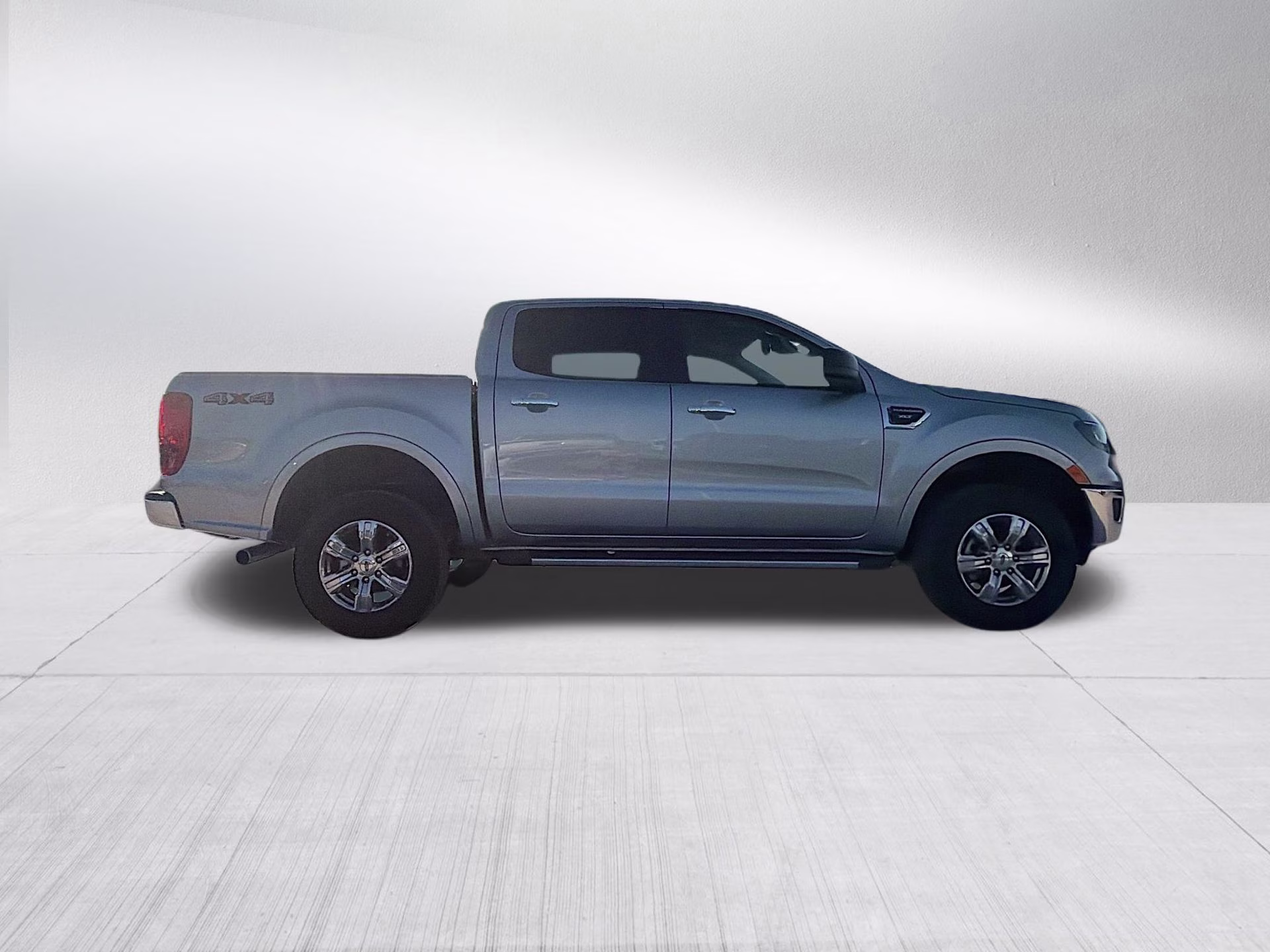 2023 Iconic Silver Metallic Ford Ranger XLT 4X4 Truck