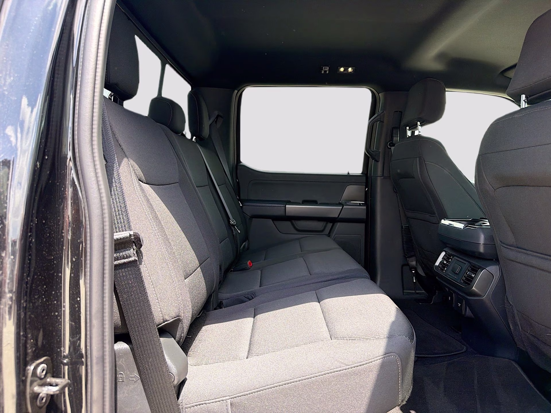 2024 Agate Black Metallic Ford F-150 XLT 4X4 Truck
