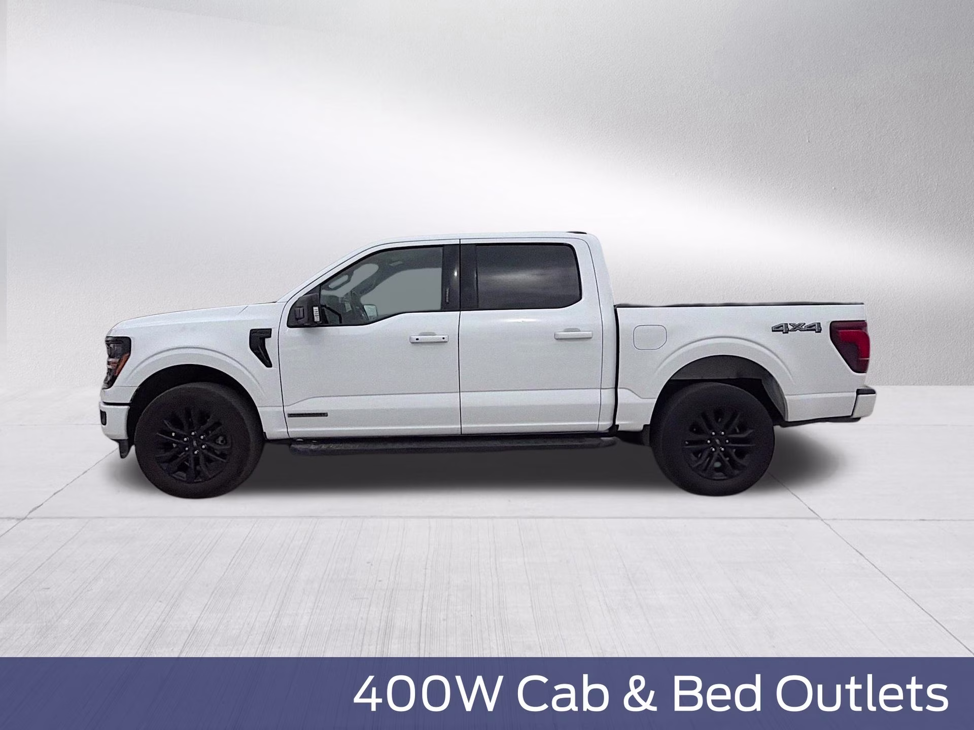 2024 Oxford White Ford F-150 XLT 4X4 Truck
