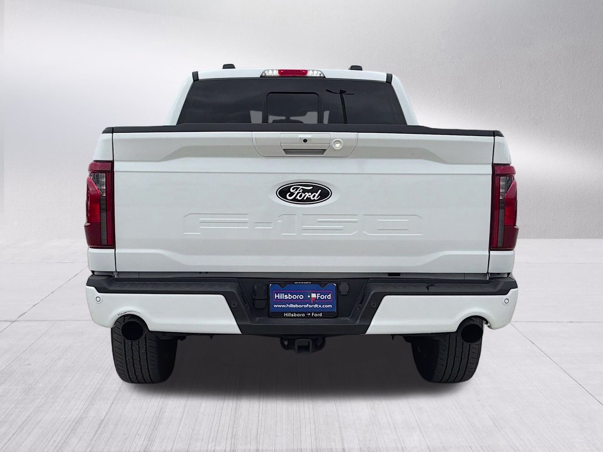 2024 Oxford White Ford F-150 XLT 4X4 Truck