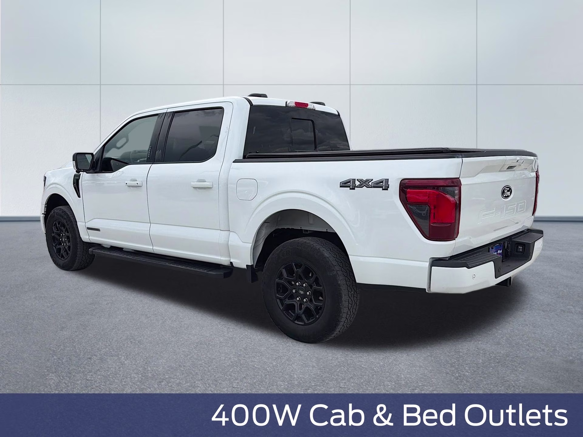 2024 Oxford White Ford F-150 XLT 4X4 Truck