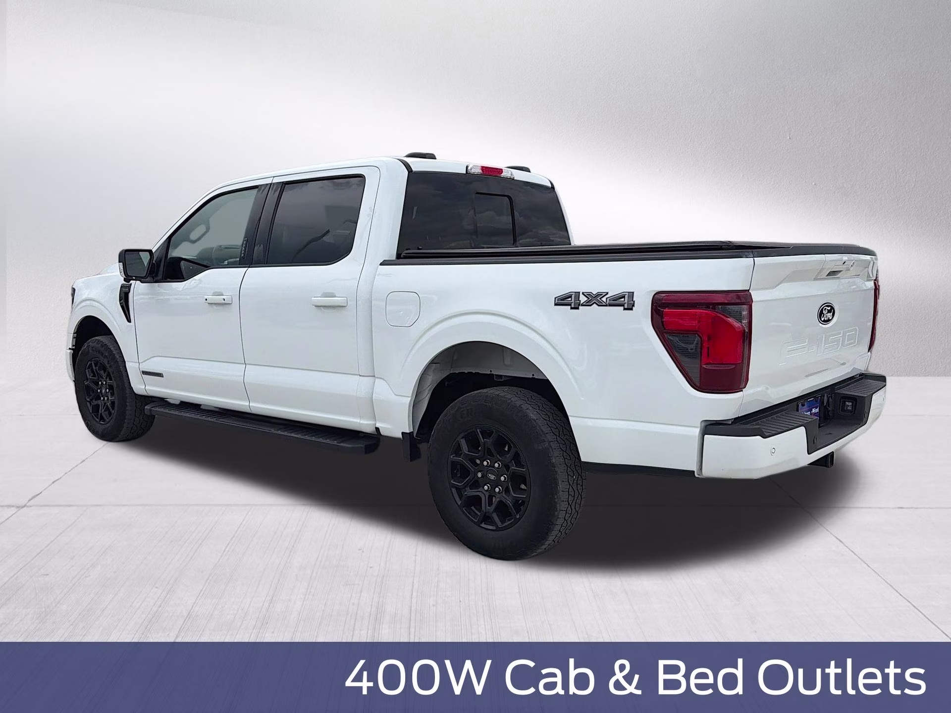 2024 Oxford White Ford F-150 XLT 4X4 Truck