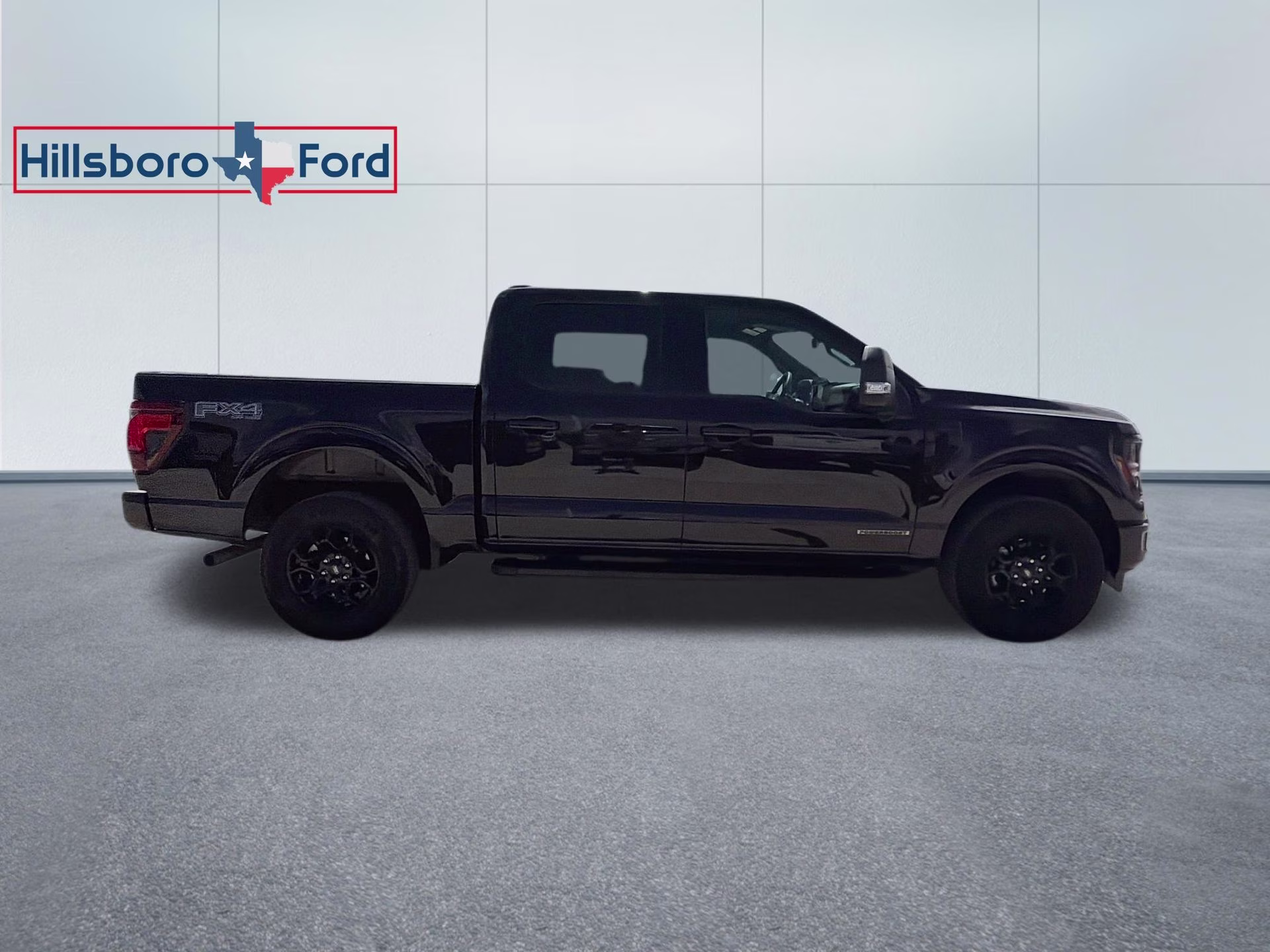 2024 Agate Black Metallic Ford F-150 XLT 4X4 Truck