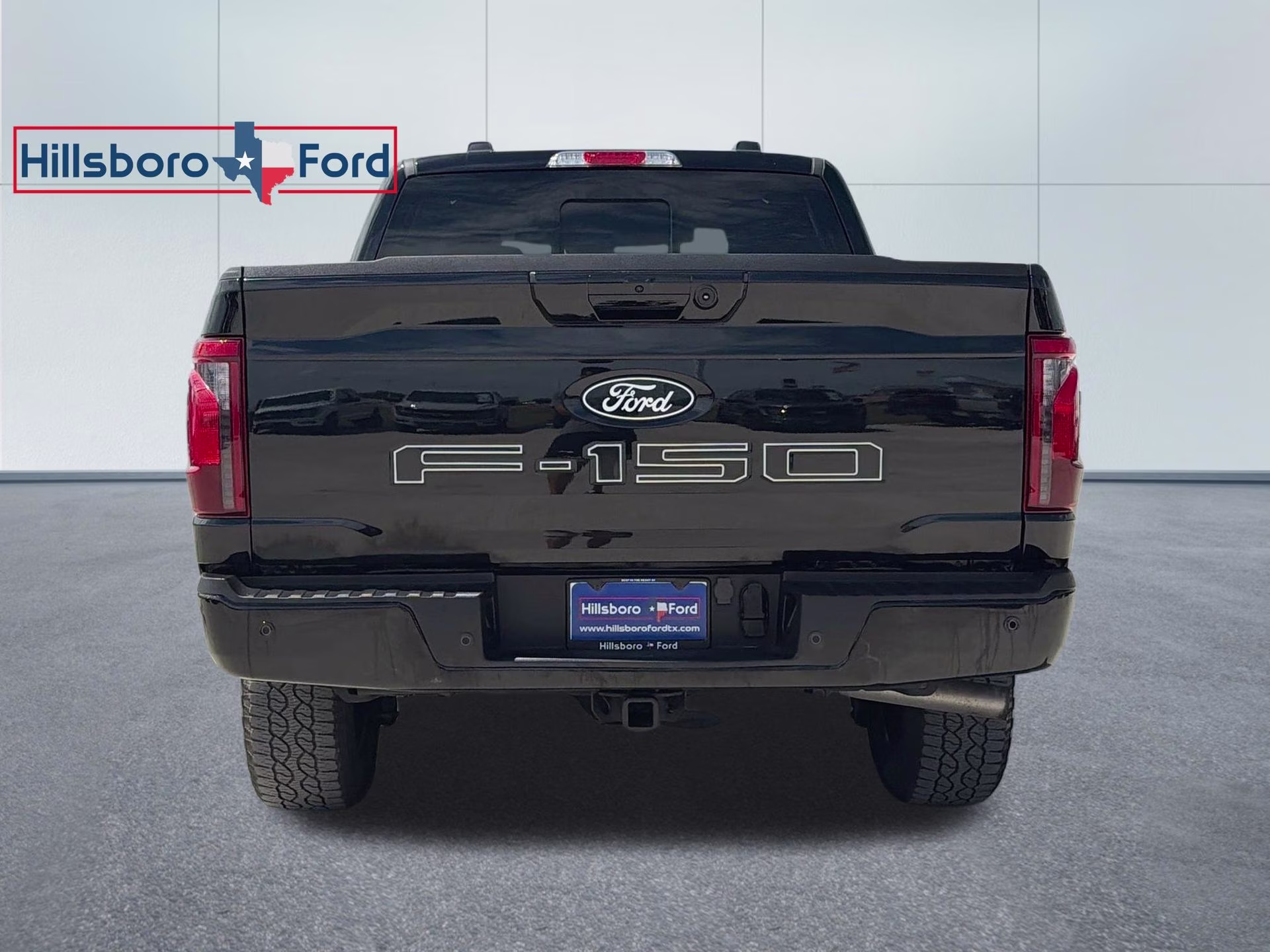 2024 Agate Black Metallic Ford F-150 XLT 4X4 Truck