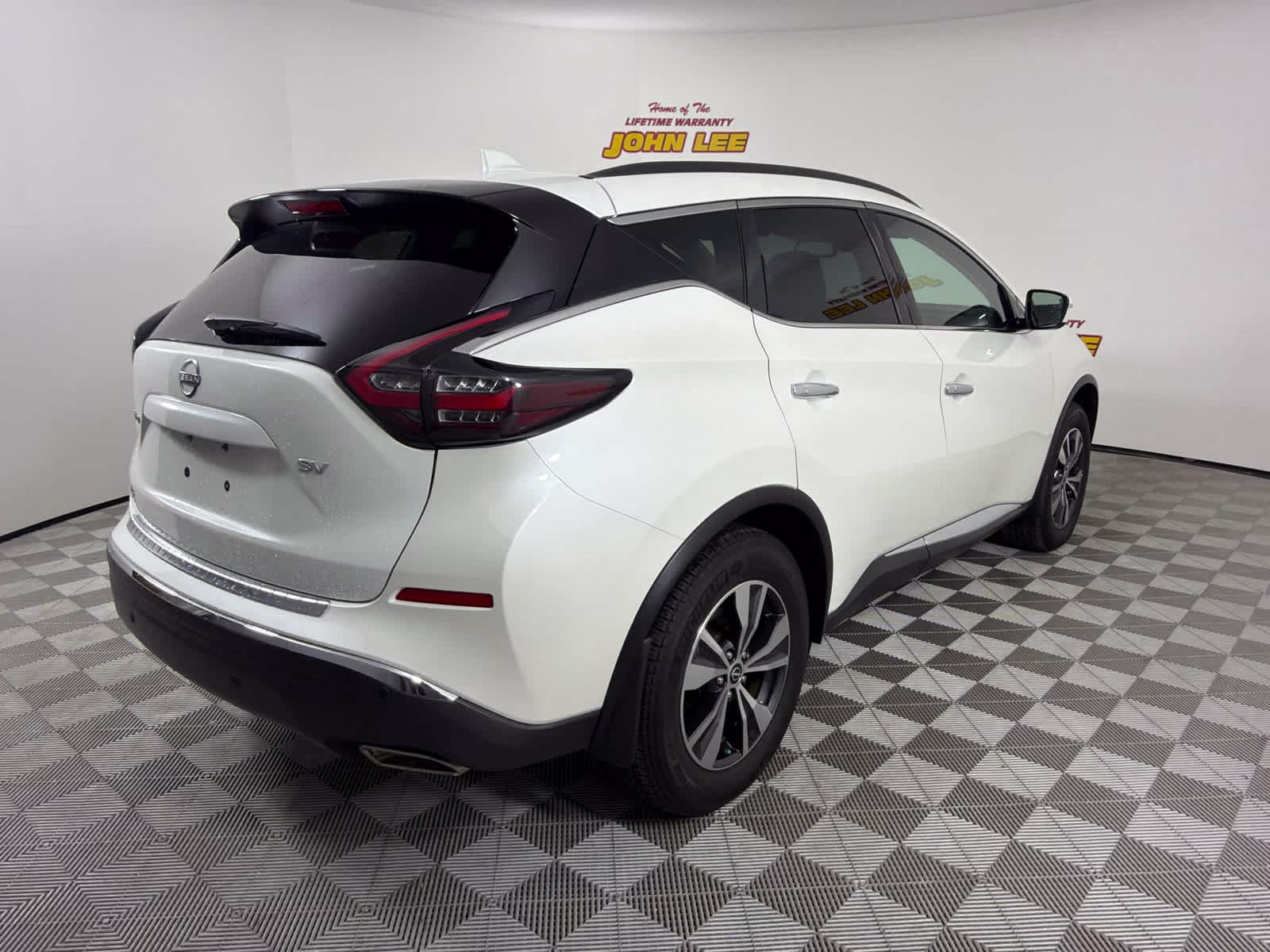 2024 Pearl White Tricoat Nissan Murano SV FWD SUV