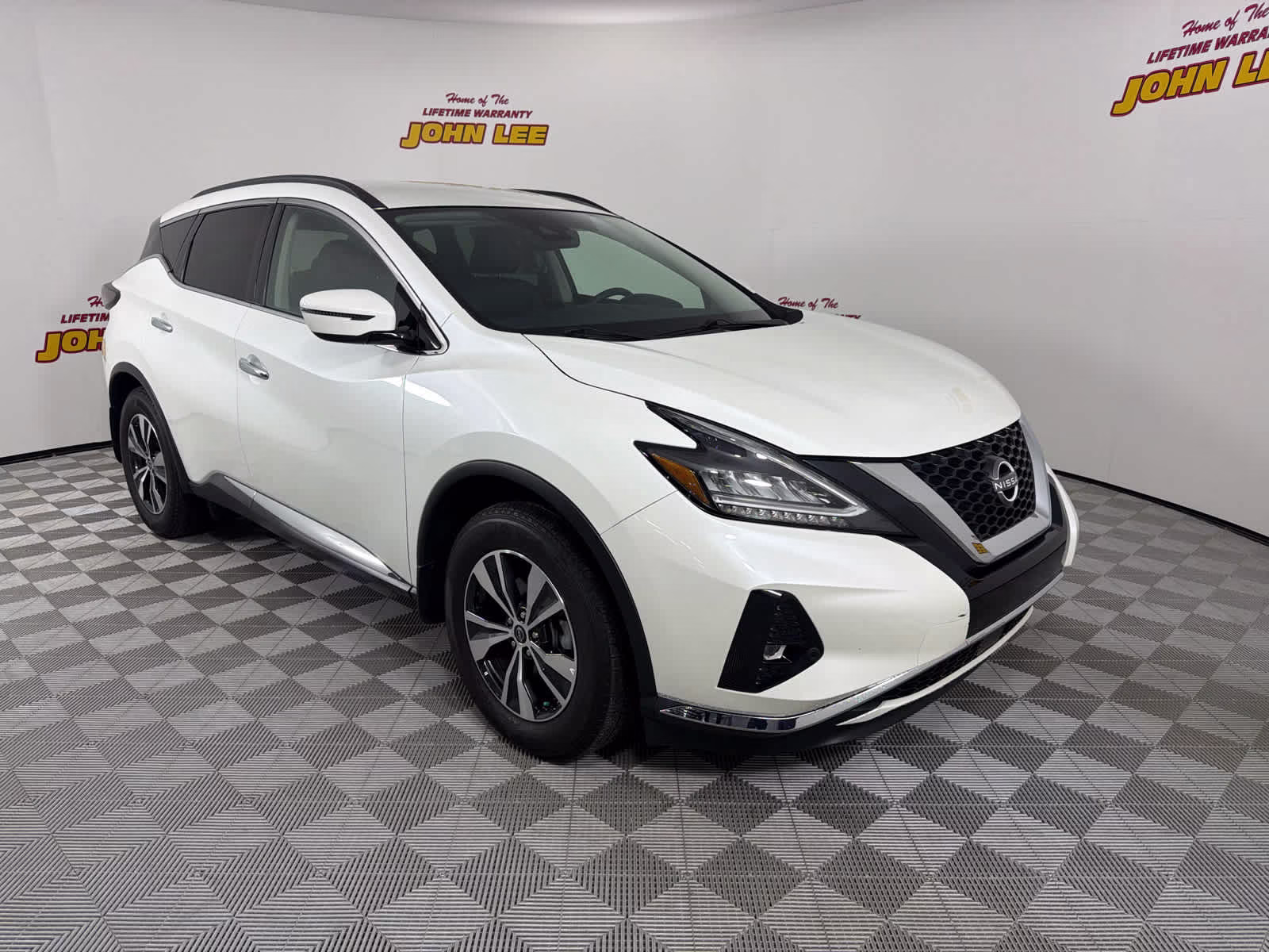 2024 Pearl White Tricoat Nissan Murano SV FWD SUV
