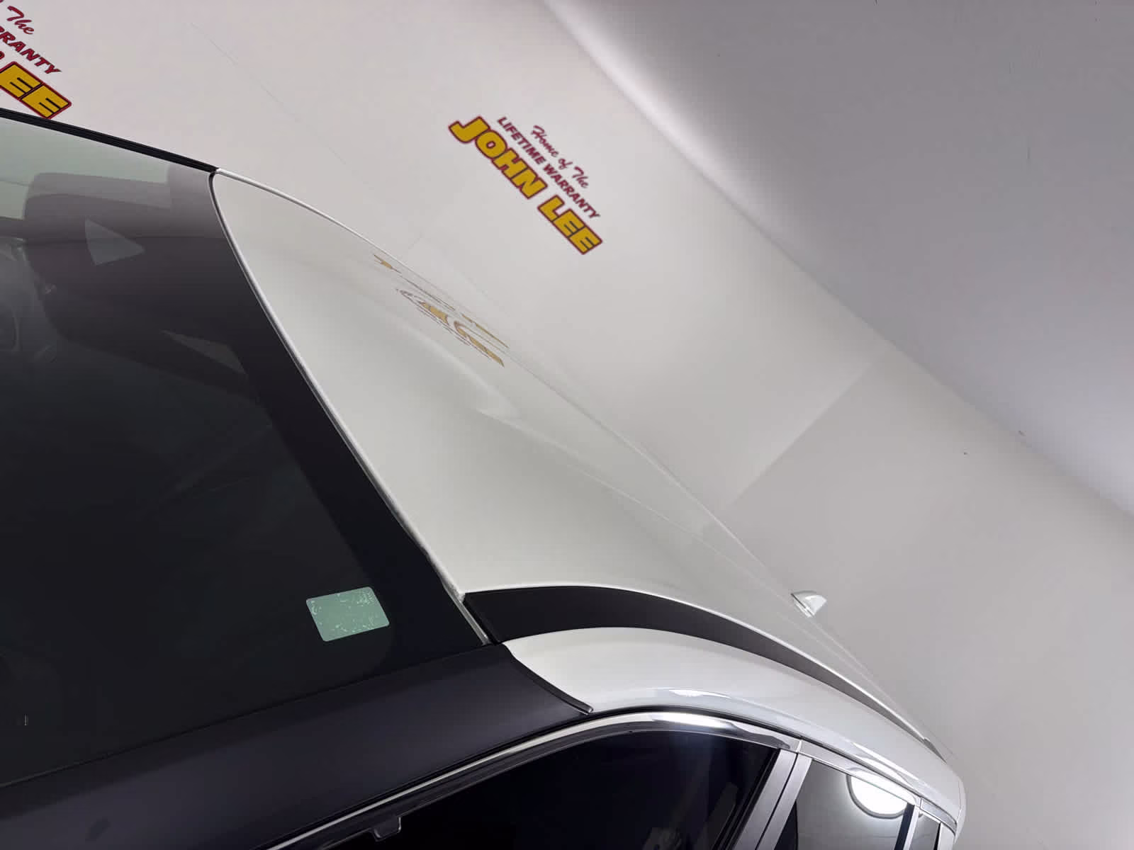 2023 Pearl White Tricoat Nissan Rogue SV FWD SUV