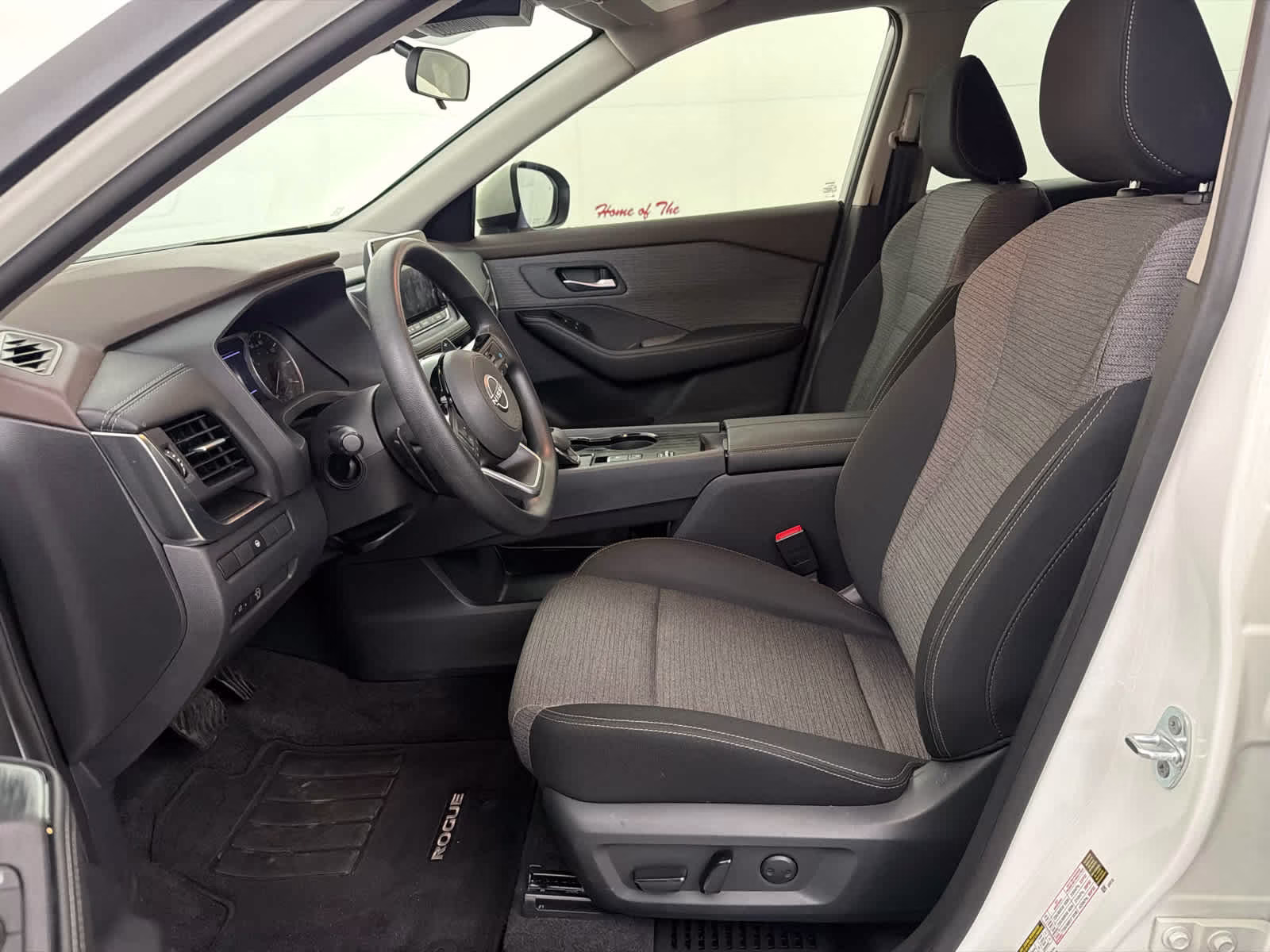 2023 Pearl White Tricoat Nissan Rogue SV FWD SUV