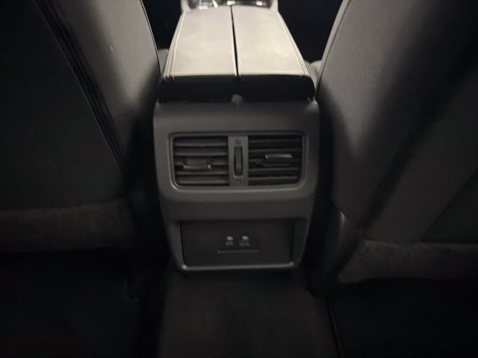 2023 Pearl White Tricoat Nissan Rogue SV FWD SUV