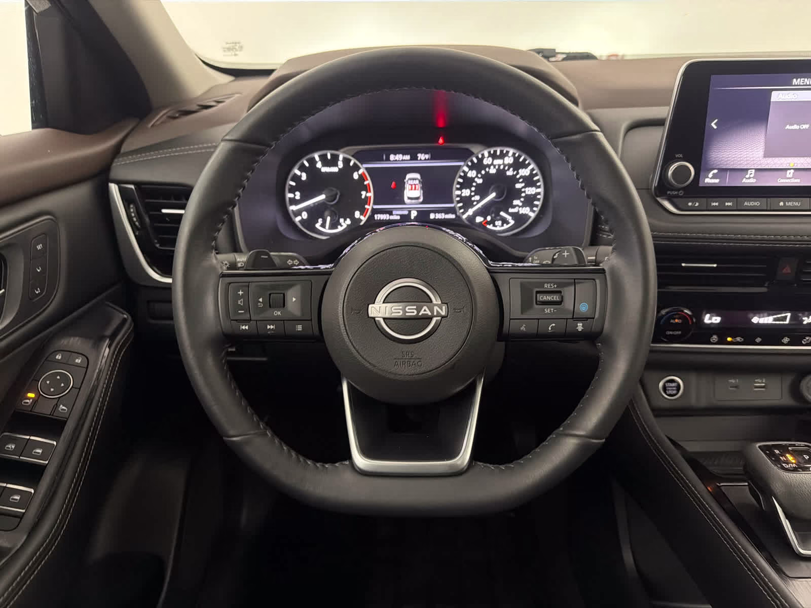 2023 Boulder Gray Pearl Nissan Rogue SL FWD SUV