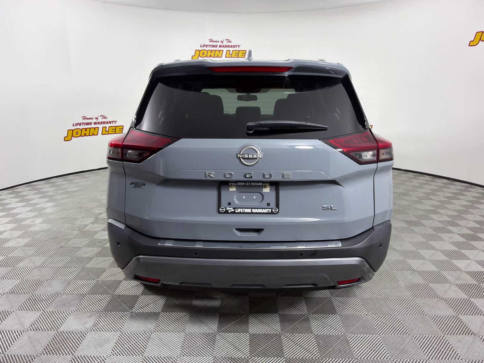 2023 Boulder Gray Pearl Nissan Rogue SL FWD SUV