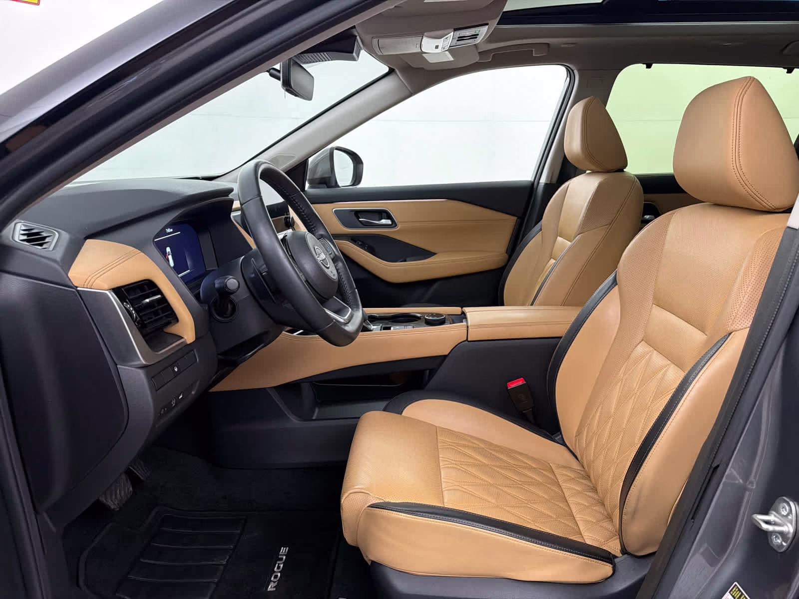 2023 Gun Metallic Nissan Rogue Platinum AWD SUV