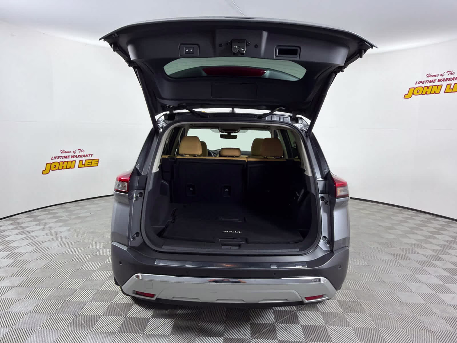 2023 Gun Metallic Nissan Rogue Platinum AWD SUV