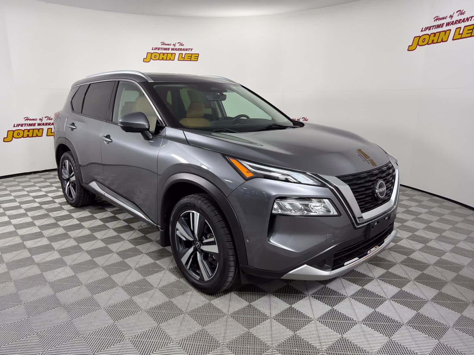 2023 Gun Metallic Nissan Rogue Platinum AWD SUV