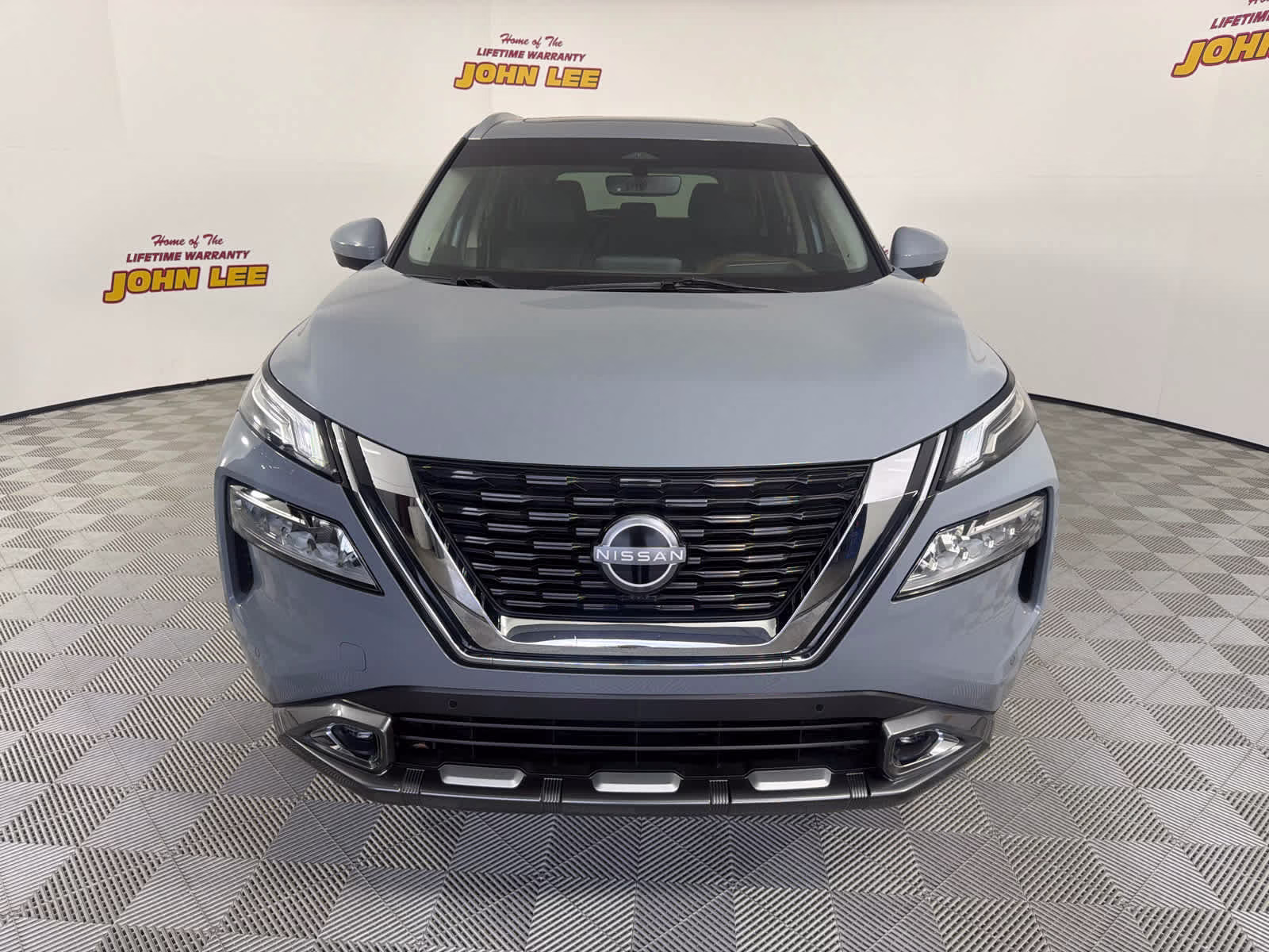 2023 Boulder Gray Pearl Nissan Rogue Platinum AWD SUV