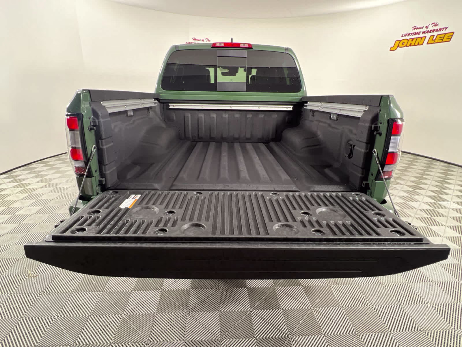 2025 Tactical Green Metallic Nissan Frontier PRO-4X 4X4 Truck
