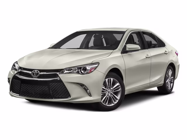2017 Blizzard Pearl Toyota Camry SE FWD