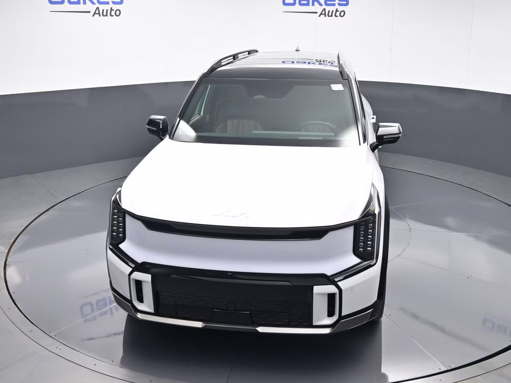 2026 Glacial White Pearl/Ebony Black Roof Kia EV9 GT-Line AWD SUV