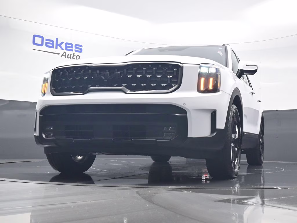 2025 Glacial White Pearl Kia Telluride SX-Prestige X-Line AWD SUV