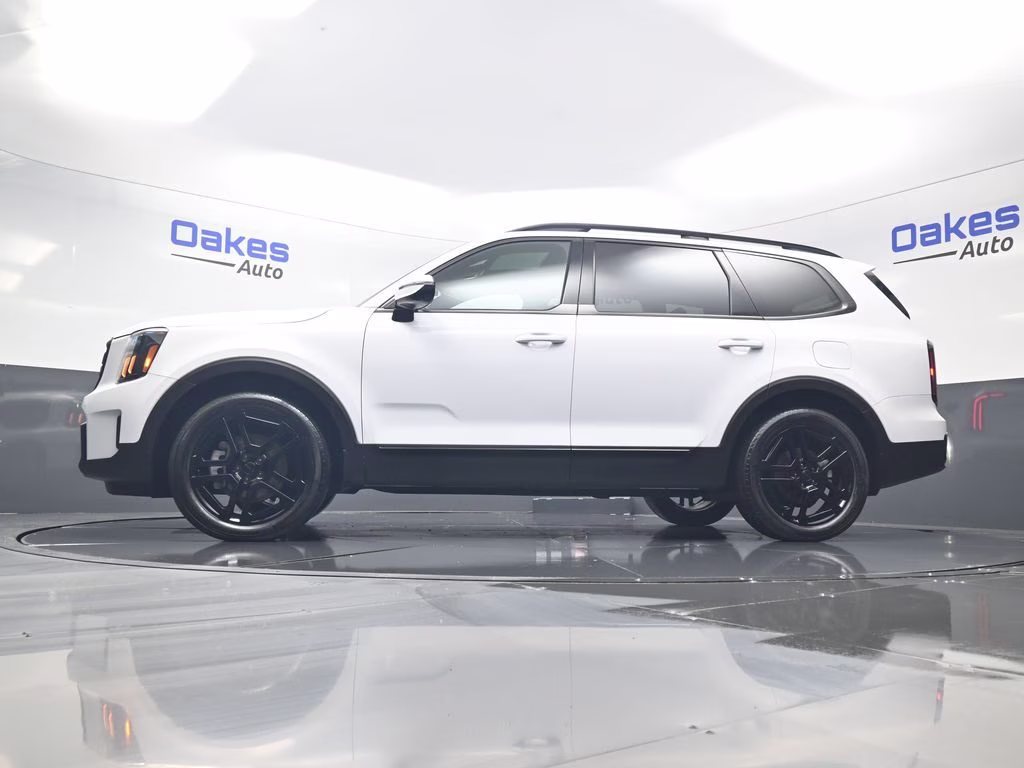 2025 Glacial White Pearl Kia Telluride SX-Prestige X-Line AWD SUV