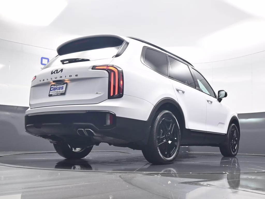 2025 Glacial White Pearl Kia Telluride SX-Prestige X-Line AWD SUV
