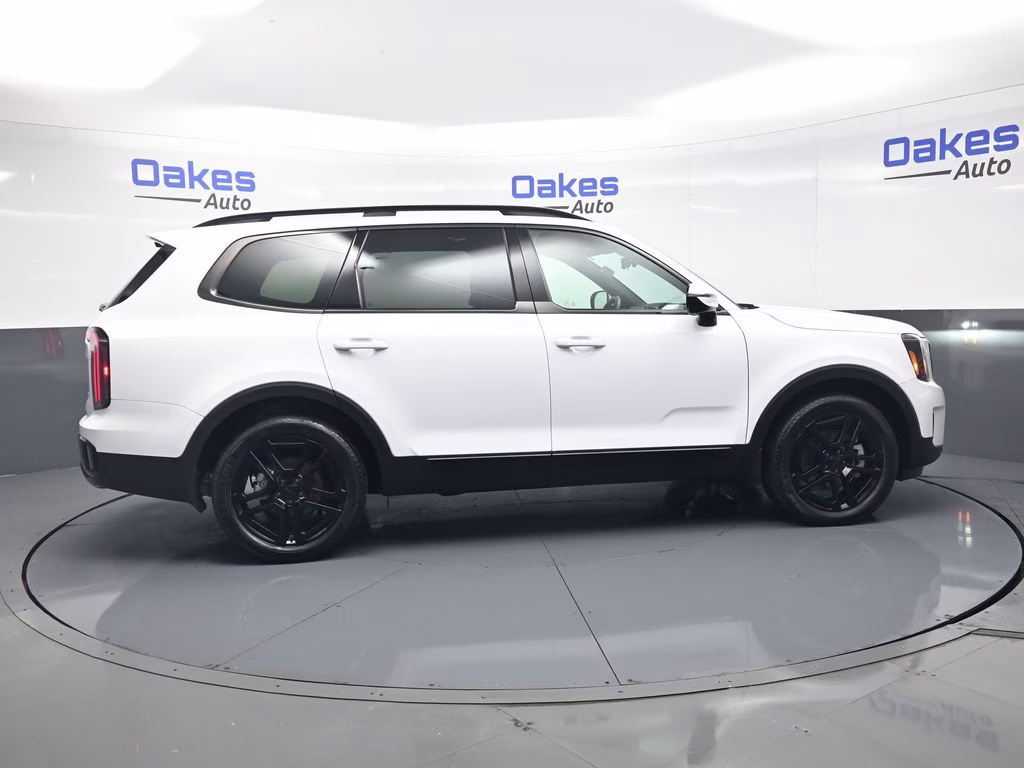 2025 Glacial White Pearl Kia Telluride SX-Prestige X-Line AWD SUV