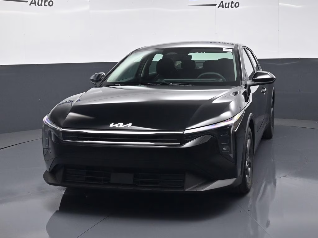 2026 Aurora Black Pearl Kia K4 LXS FWD Sedan