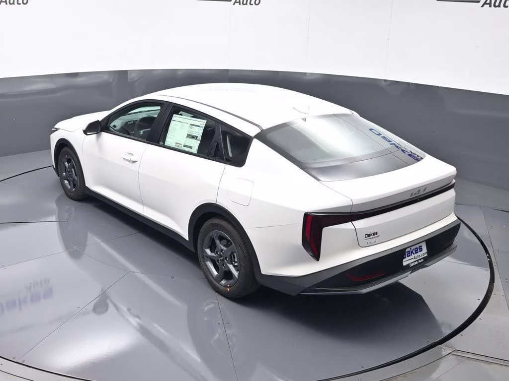 2026 Snow White Pearl Kia K4 LXS FWD Sedan