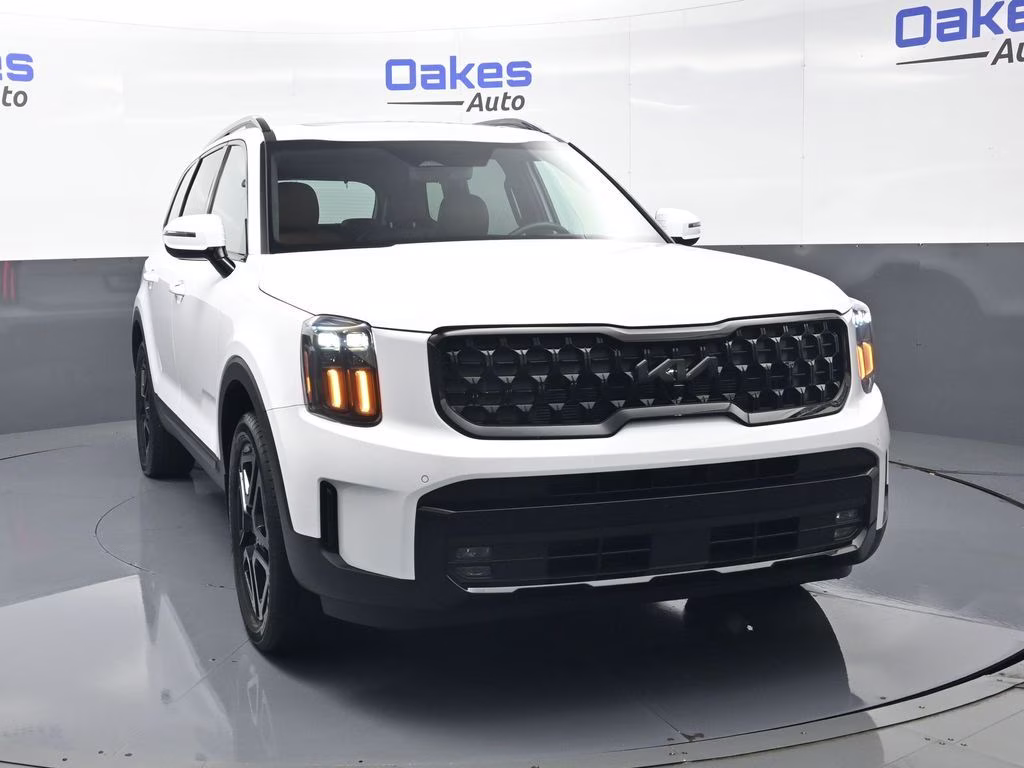 2025 Glacial White Pearl Kia Telluride SX-Prestige X-Line AWD SUV