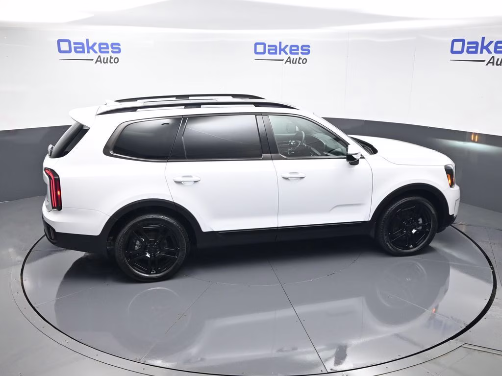 2025 Glacial White Pearl Kia Telluride SX-Prestige X-Line AWD SUV