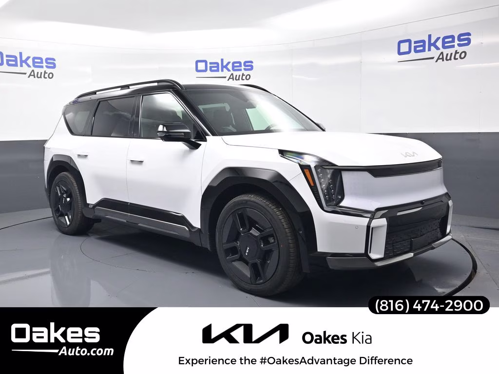 2026 Glacial White Pearl/Ebony Black Roof Kia EV9 GT-Line SUV
