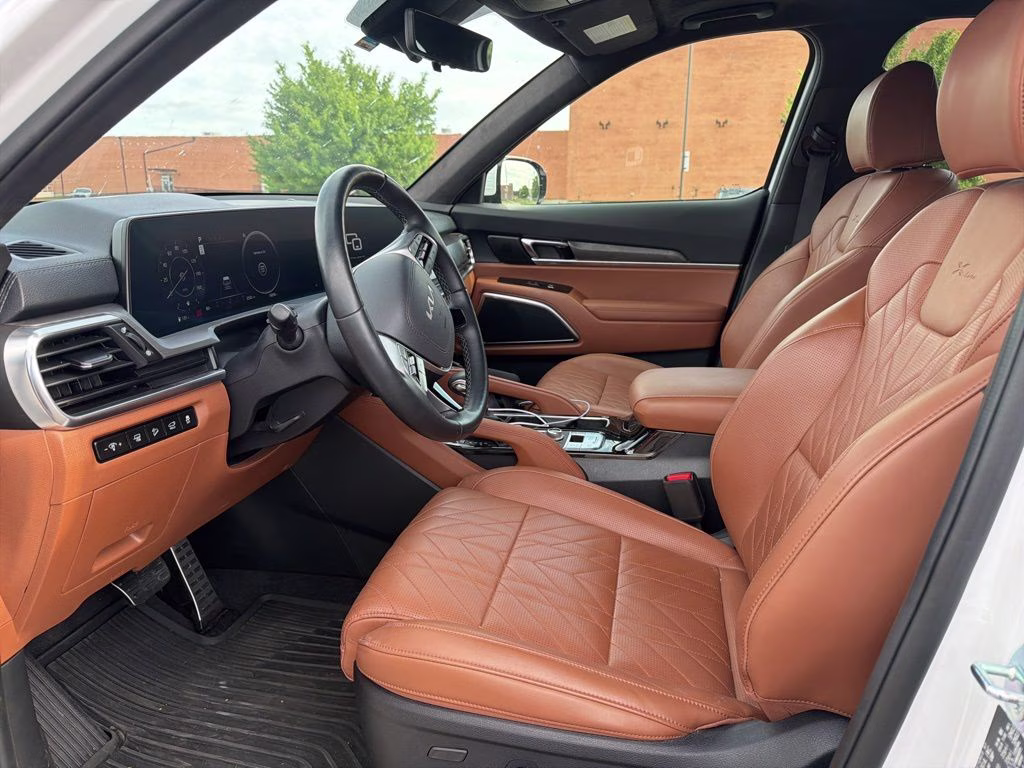 2025 Glacial White Pearl Kia Telluride SX-Prestige X-Line AWD SUV