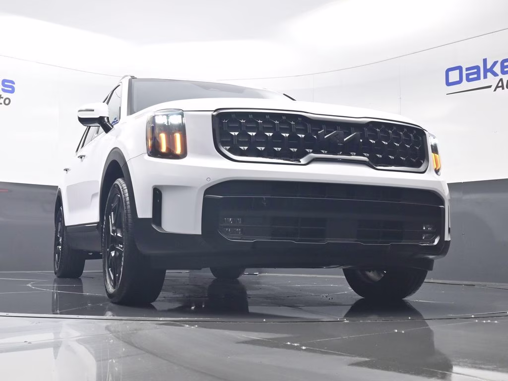 2025 Glacial White Pearl Kia Telluride SX-Prestige X-Line AWD SUV