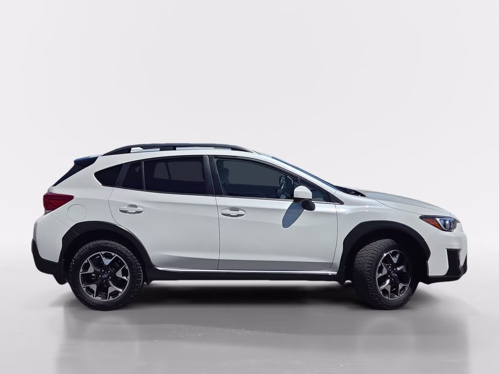 2020 Crystal White Pearl Subaru Crosstrek Premium AWD SUV