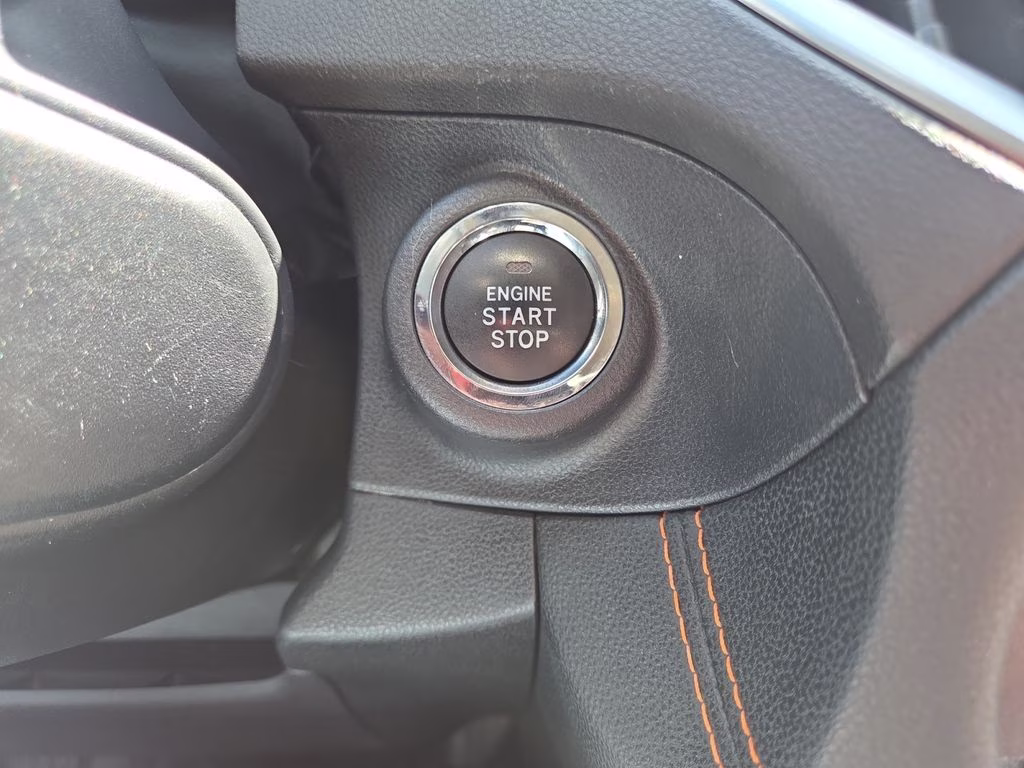 2020 Crystal White Pearl Subaru Crosstrek Premium AWD SUV
