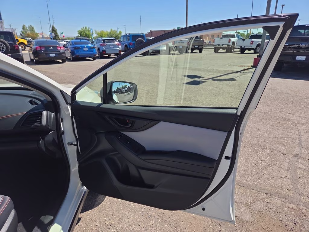 2020 Crystal White Pearl Subaru Crosstrek Premium AWD SUV