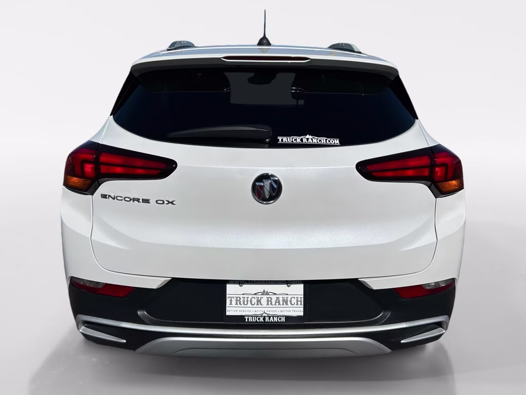 2021 White Frost Tricoat Buick Encore GX Select FWD SUV