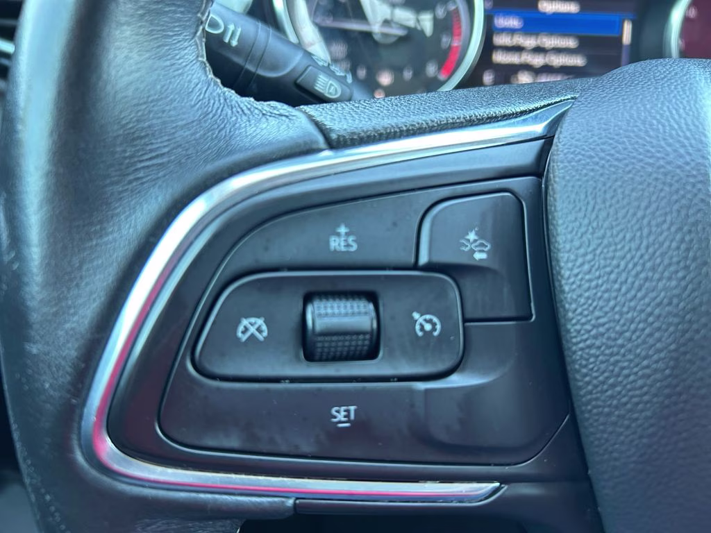 2021 White Frost Tricoat Buick Encore GX Select FWD SUV