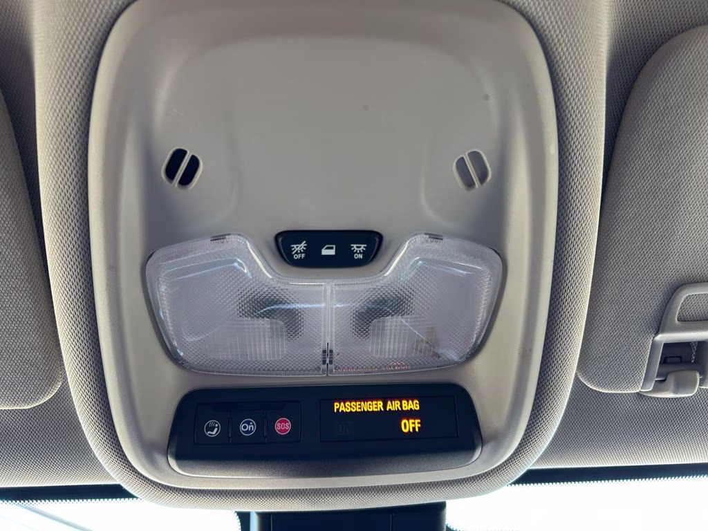 2021 White Frost Tricoat Buick Encore GX Select FWD SUV