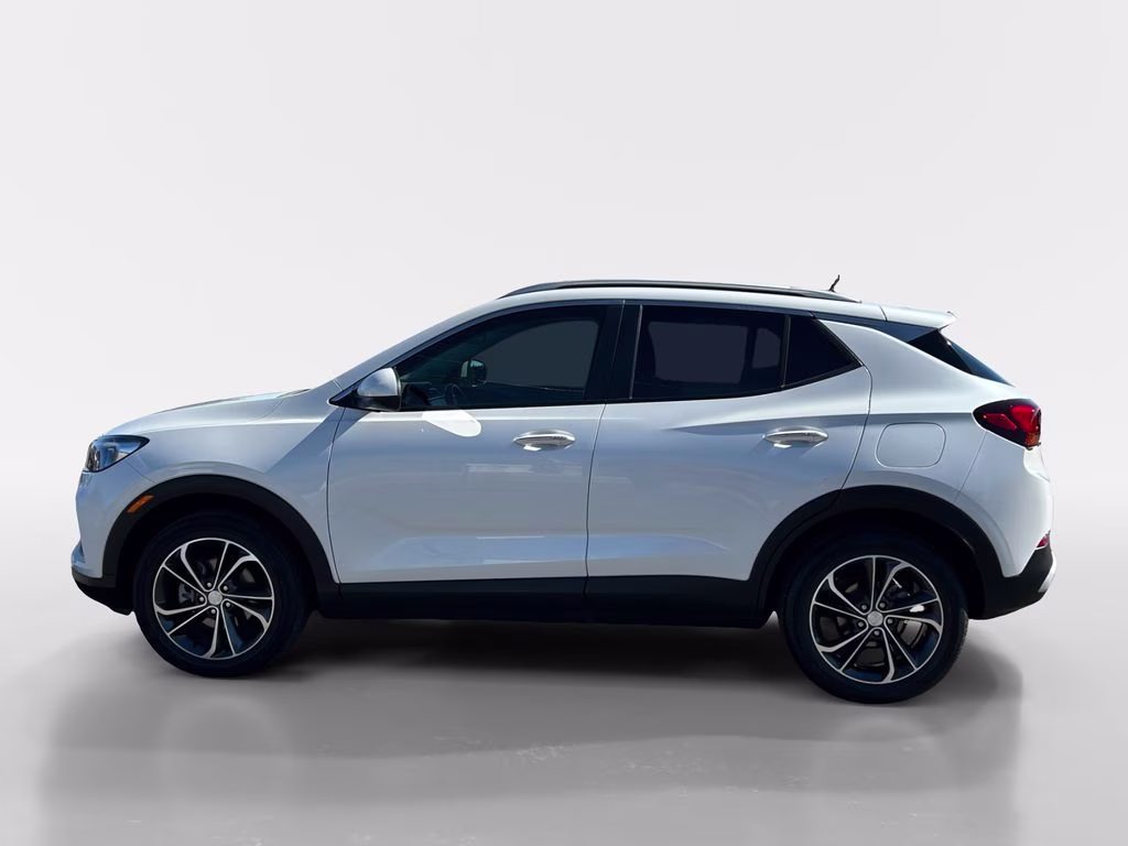 2021 White Frost Tricoat Buick Encore GX Select FWD SUV