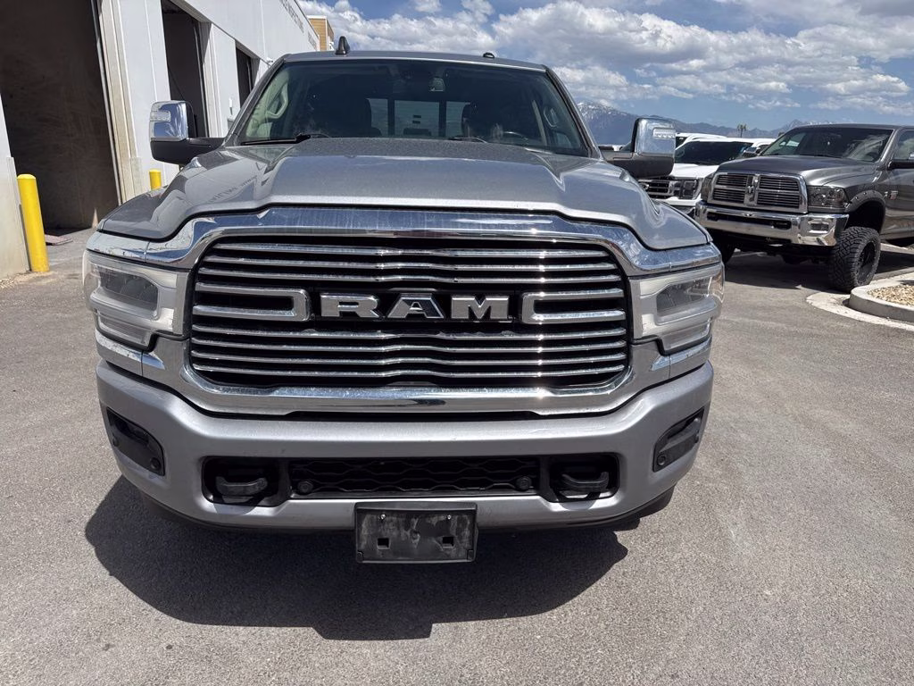 2024 Billet Silver Metallic Clearcoat Ram 2500 Laramie 4X4 Truck