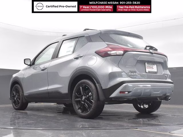 2024 Boulder Gray Pearl Nissan Kicks SV FWD SUV
