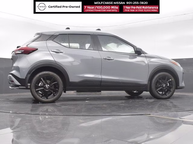 2024 Boulder Gray Pearl Nissan Kicks SV FWD SUV