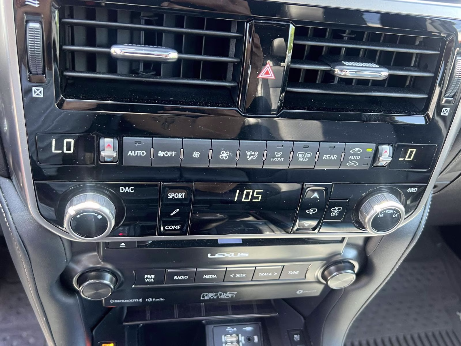 2023 White Lexus GX GX 460 Luxury 4WD 4X4 SUV